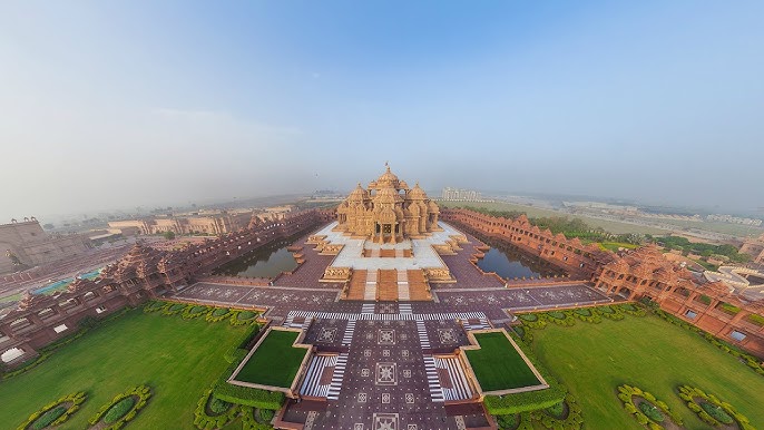 Innova Crysta Sightseeing Taxi Rental Ahmedabad